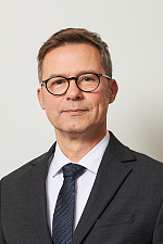 Bild: Präsident des Oberverwaltungsgerichts Prof. Sperlich
